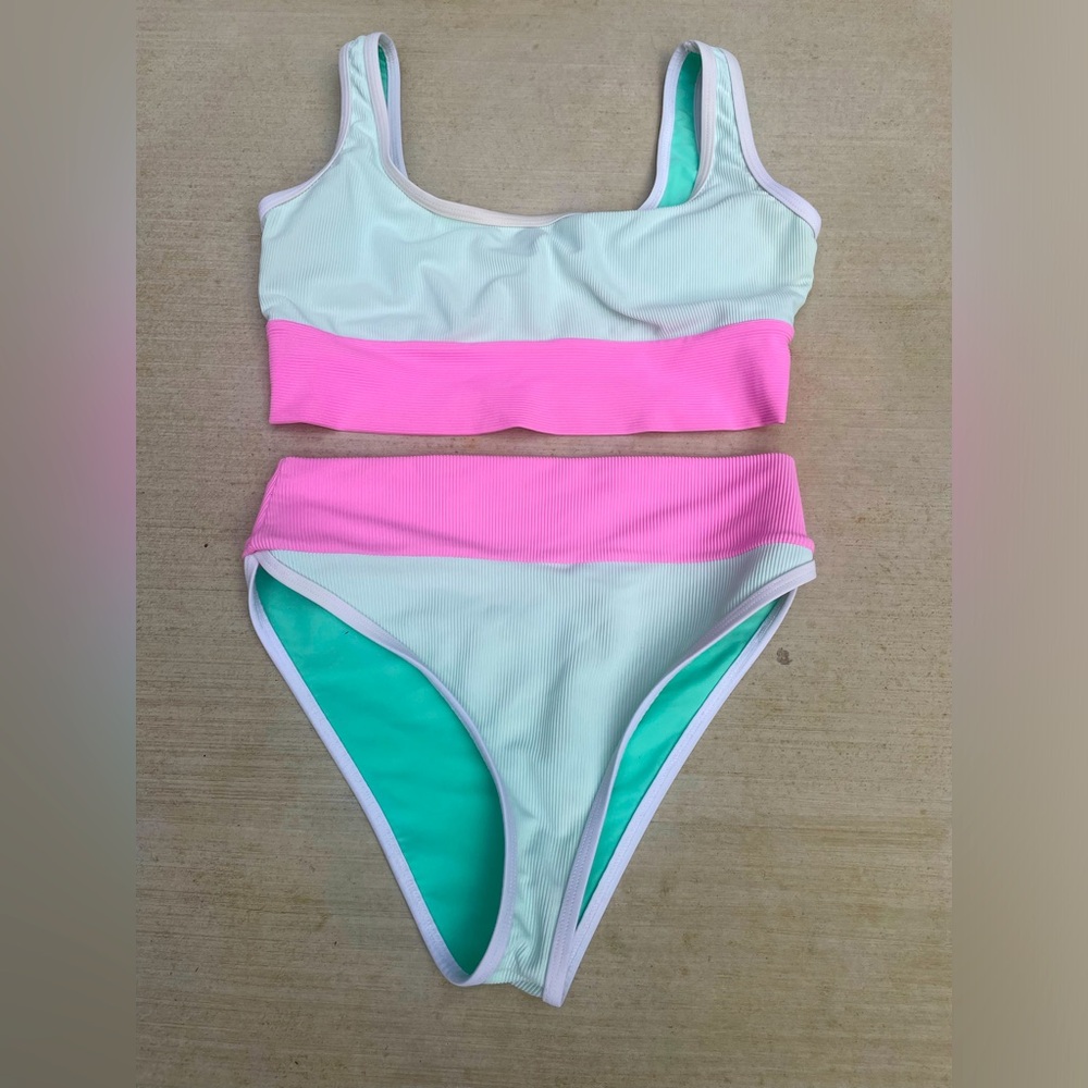 Lain Snow two piece mint + pitaya, both Medium!